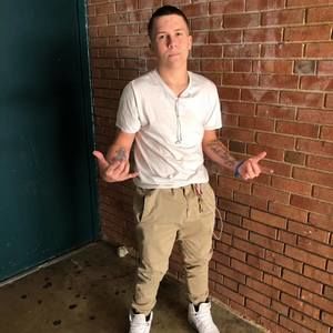 Meet your Posher, Tristan